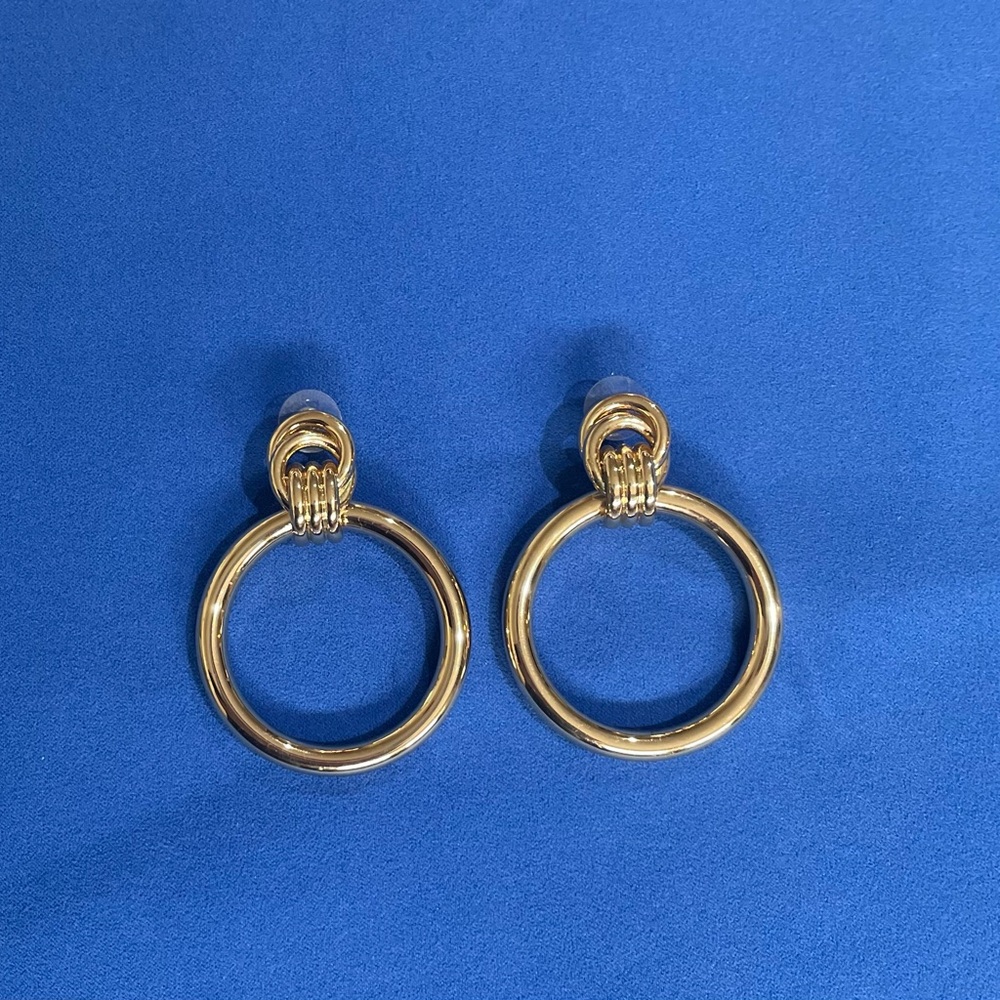 Kenneth Jay Lane Gold Hoop Earrings